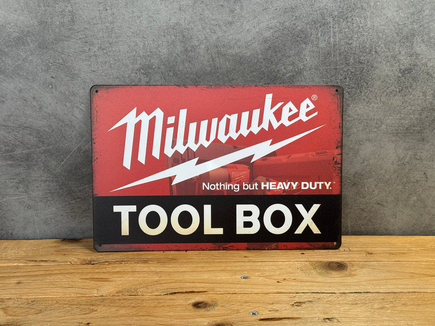 Plaque métal Milwaukee 699