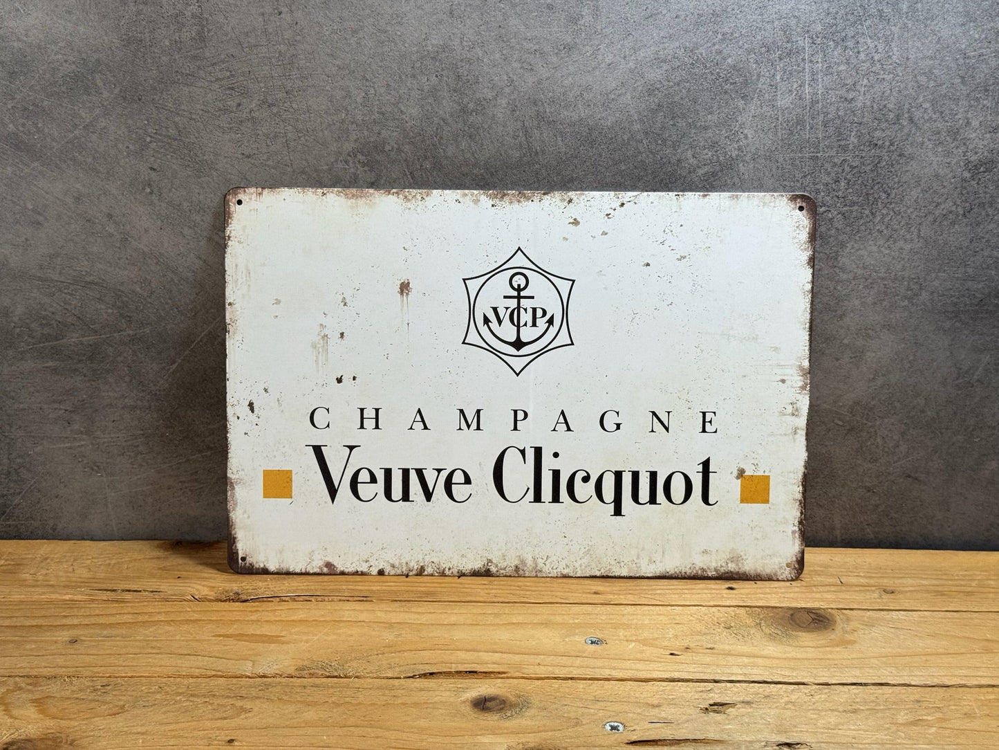 Plaque métal Veuve Clicquot 203