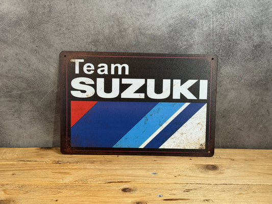 Plaque métal Team Suzuki 091