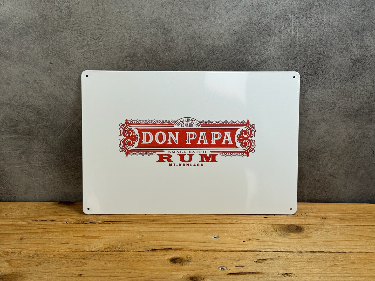 Plaque métal Rhum Don Papa 007